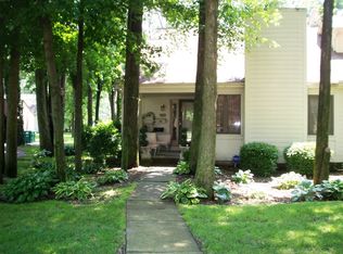 5429 Westcastle Dr #5429, Toledo, OH 43615