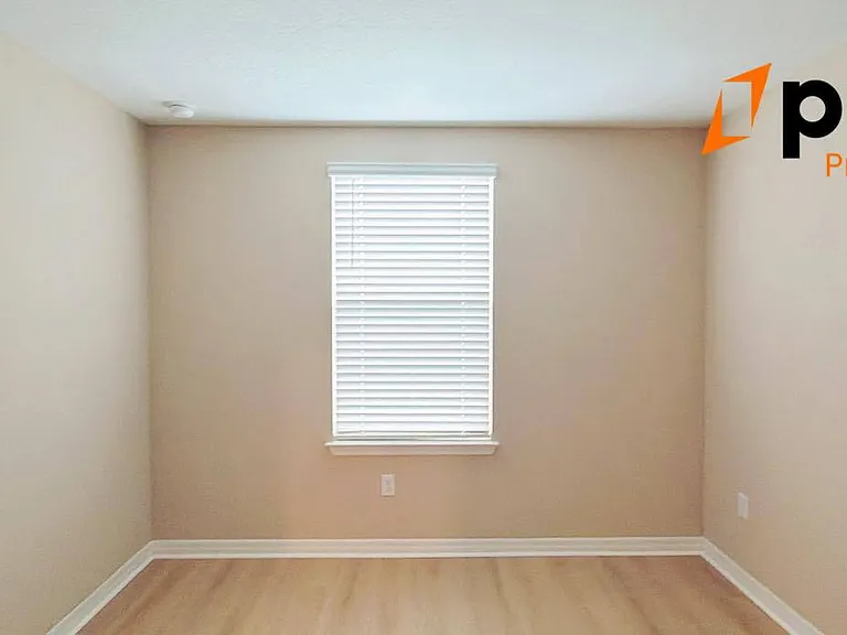 10083 Salt Point Dr — Photo 21