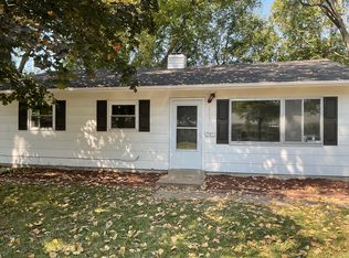 113 Saint Thomas Ln, Cahokia, IL 62206