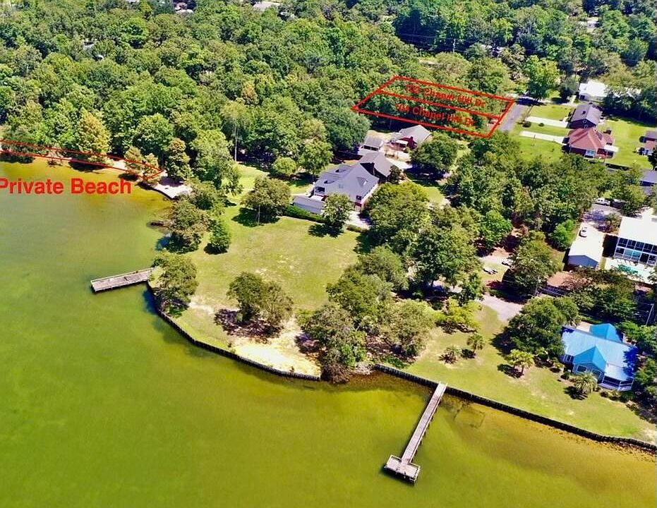1st image of 102 Chapel Hill Dr