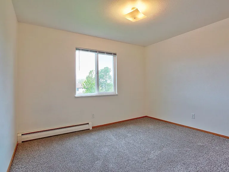 1019 Abbey Ct #8 — Photo 9