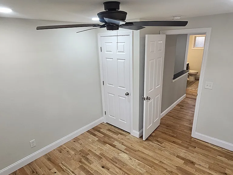 Bedroom #3 - 10' x10'