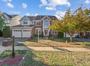 6704 Grace View St, Gainesville, VA 20155