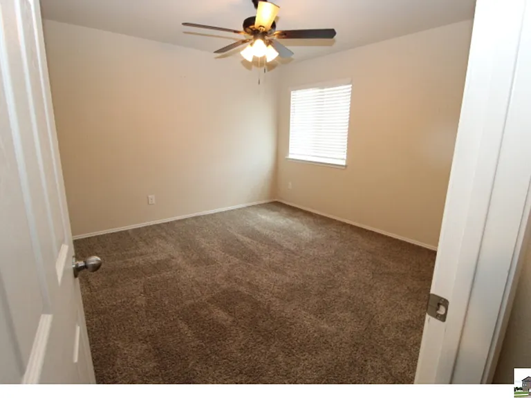 1202 Stonewall Rdg — Photo 45