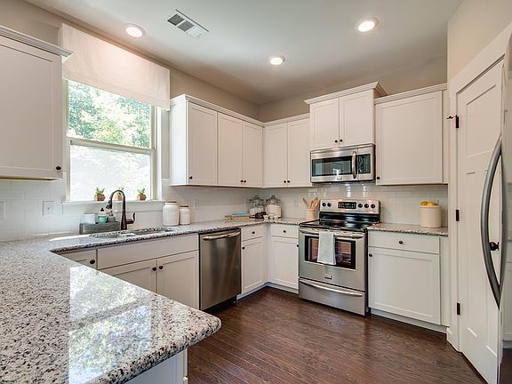 5th image of 274 Cloverbrook Way Lot 419