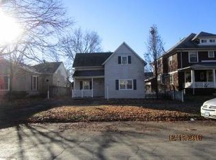 2413 Prairie Ave, Mattoon, IL 61938