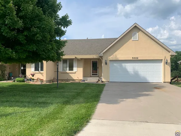 5322 NW Melba Drive Ct, Topeka, KS 66618