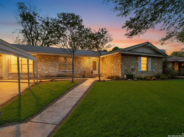 5215 Village Row, San Antonio, TX 78218