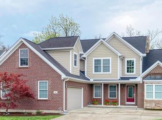 18 Matthews Ct, Cincinnati, OH 45246