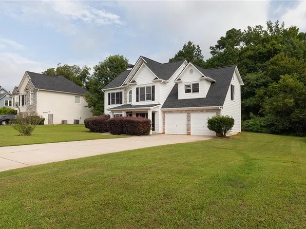 49 Parkside Dr, Dallas, GA 30157