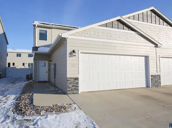 8137 E Tencate Pl, Sioux Falls, SD 57110