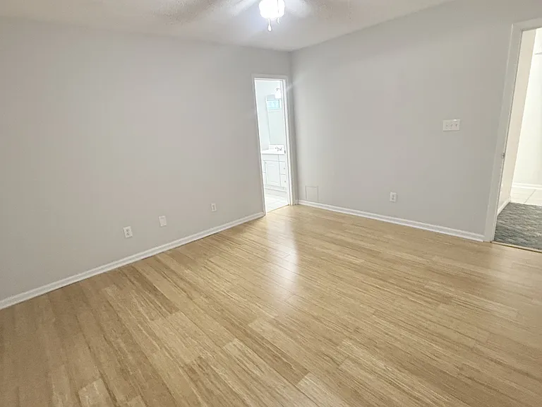 1132 Lancelot Ln — Photo 12