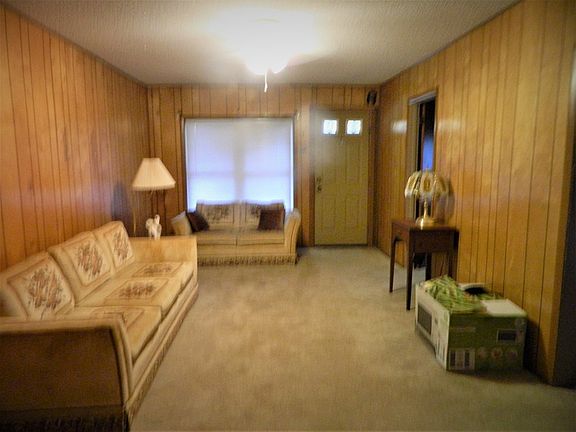 2nd image of 317 W Maupin St