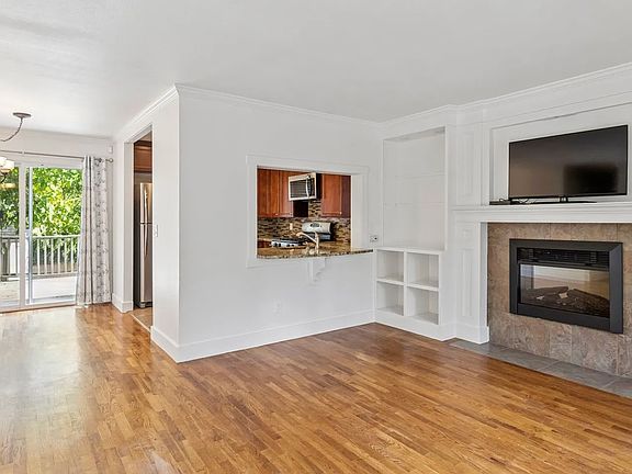 3rd image of 1837 S 263rd Pl
