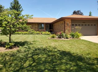 310 E Willard St, Urbana, IL