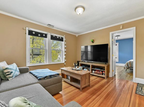 4 Bruce St #2