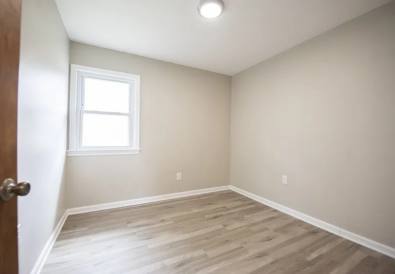 9328 W Ridgewood Dr — Photo 11
