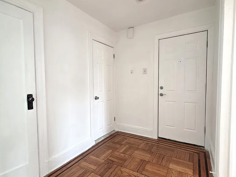 12 66th St #B2 — Photo 19