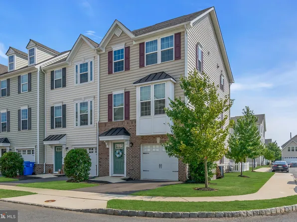 18 Ella Ln, Eastampton, NJ 08060