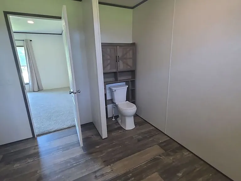 175 Oak Ln — Photo 15
