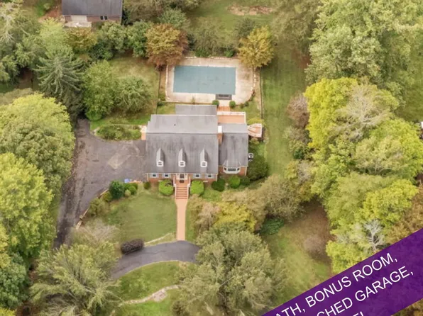 1209 Cedar Creek Dr, Asheboro, NC 27205
