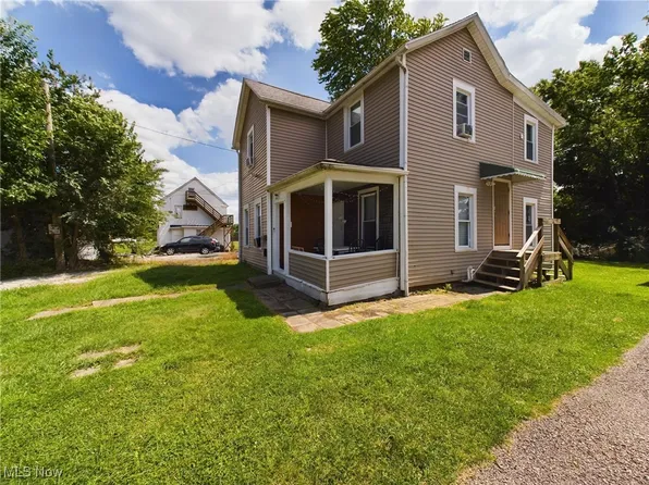 324 Sterling Ct, Akron, OH 44304