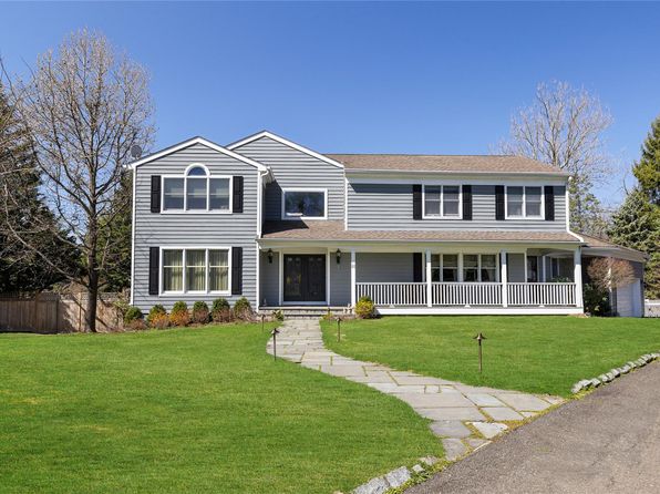 11 Castle View Court, Rye Brook, NY 10573