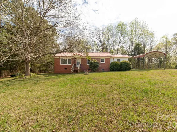 1724 Old Camden Monroe Hwy, Lancaster, SC 29720