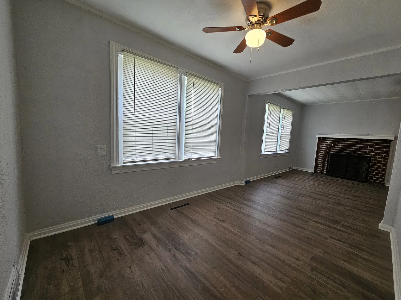 3 bed, 1074 sqft, $1,650 — Photo 4