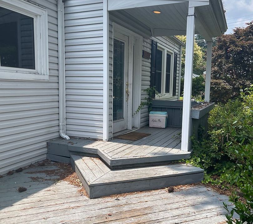 1133 Buckingham Ave, Norfolk, VA 23508 | Zillow