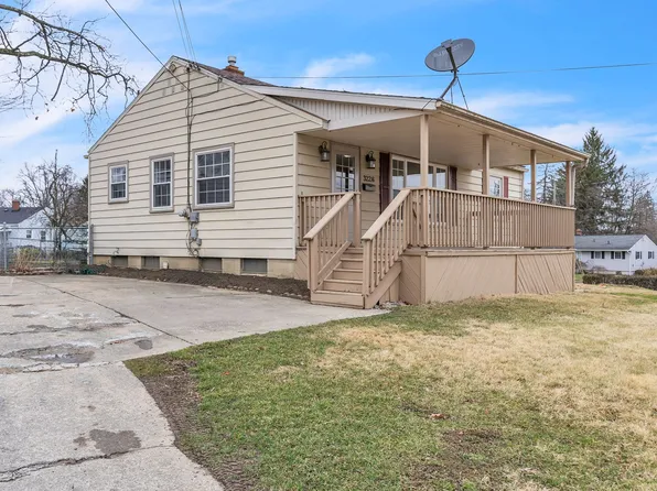 3226 Quentin Dr, Youngstown, OH 44511