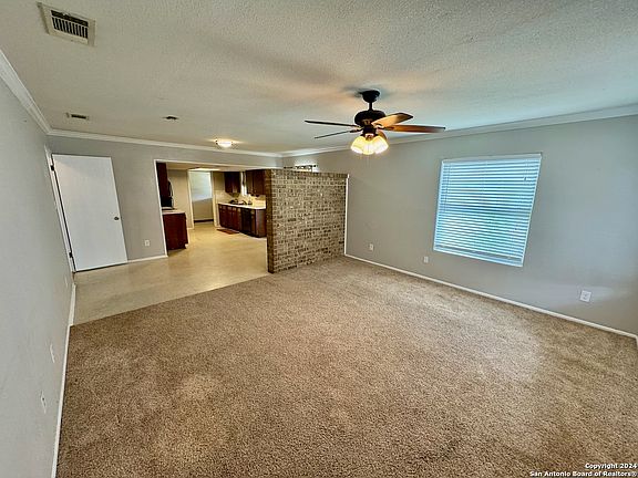 2nd image of 806 olive