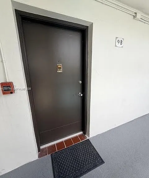465 S Royal Poinciana Blvd #9B — Photo 10