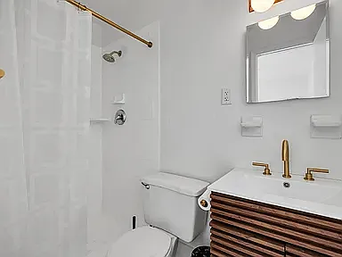 2613 Summerwood Ave — Photo 4