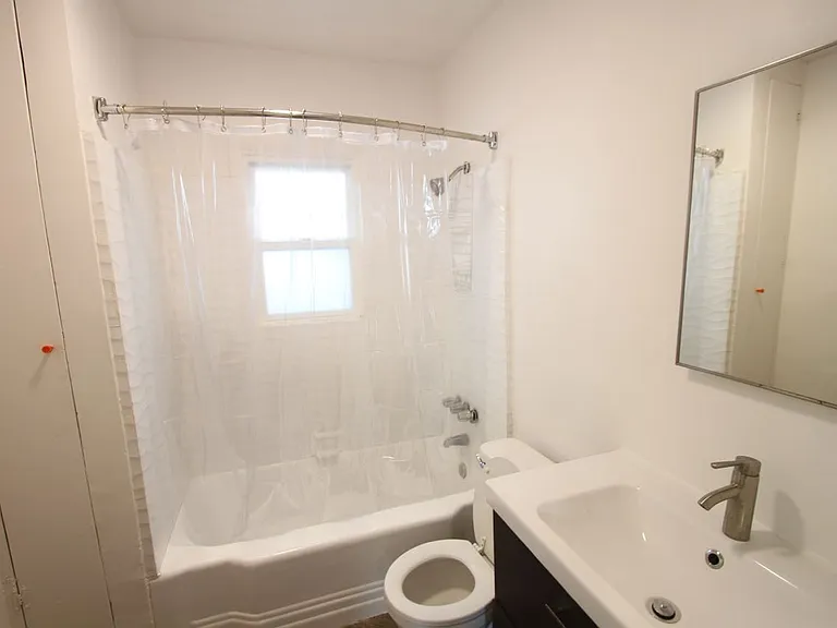 35 Clubhouse Ave #G — Photo 7