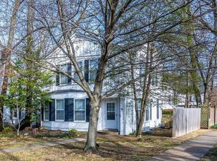 400 N Taylor Ave, Saint Louis, MO 63122