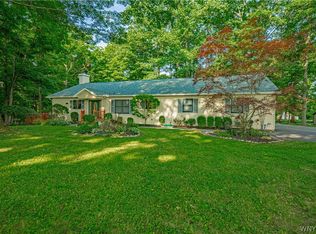 4270 Day Rd, Lockport, NY 14094