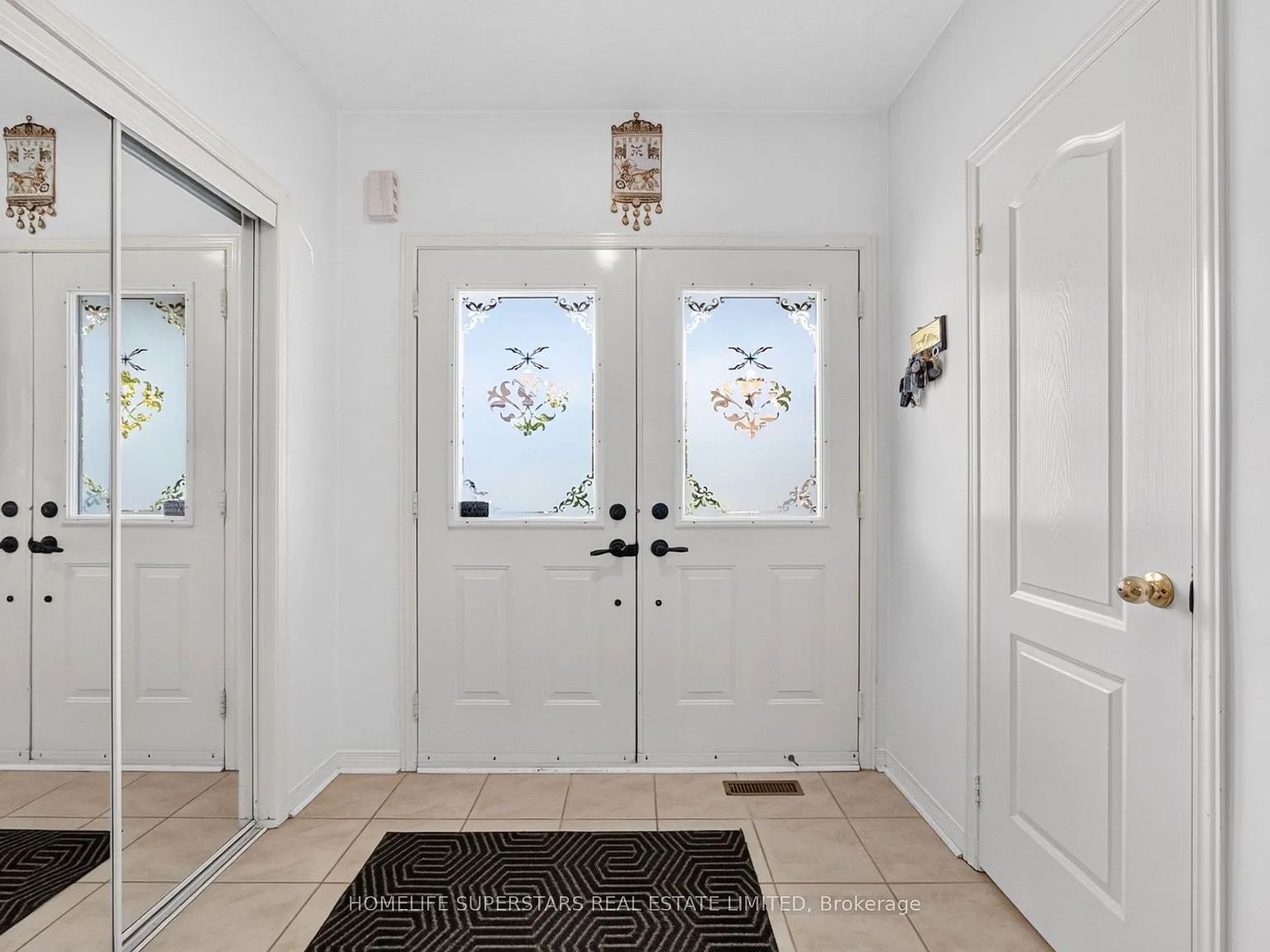 3 bed, $3,650 — Photo 3
