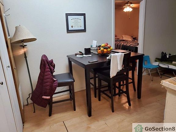 3rd image of 879 W San Ysidro Blvd Unit 11