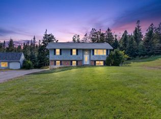 83 Kennebec Rd, Machias, ME 04654