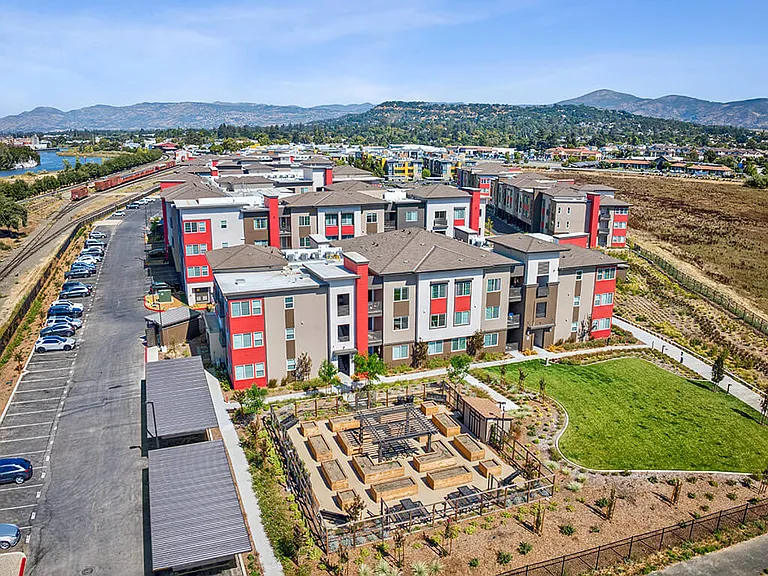 The Braydon Apartments — Photo 64