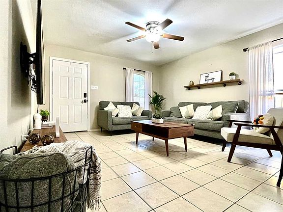 5th image of 11117 Carrizo Dr