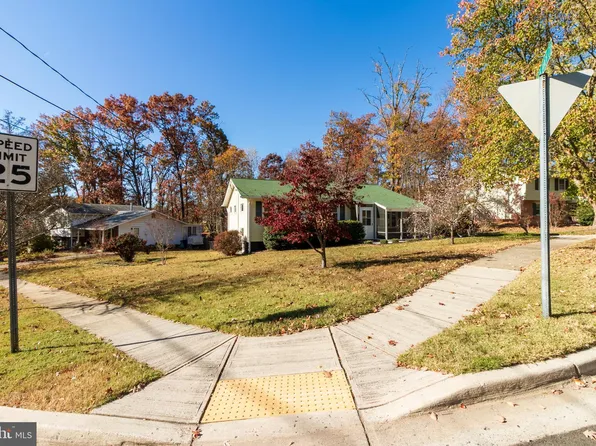 101 White Birch Ct, Greenbelt, MD 20770