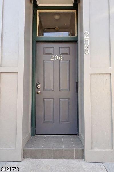 1st image of 206 Talmadge Ave
