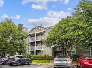 1701 Lake Shore Crest Dr APT 16, Reston, VA 20190