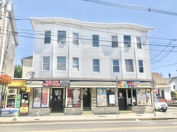 883 Dexter Street, 883 Dexter St #1-2L, Central Falls, RI 02863