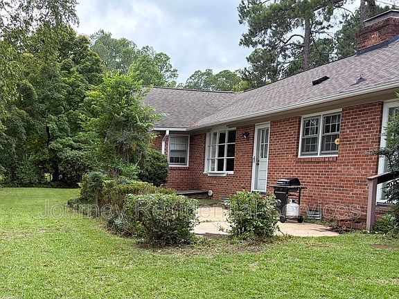 2nd image of 430 Hallmark Rd