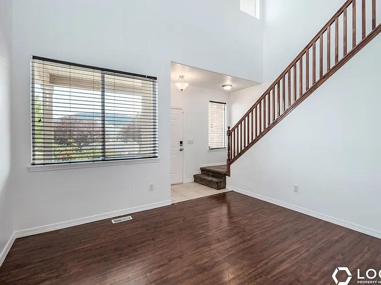 5878 W Arlinridge Dr — Photo 4
