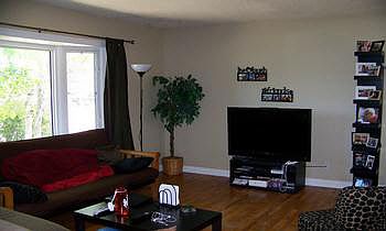 4th image of 1108 E Downey St