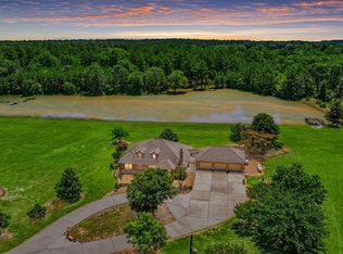 640 Campbell Rd, New Waverly, TX 77358